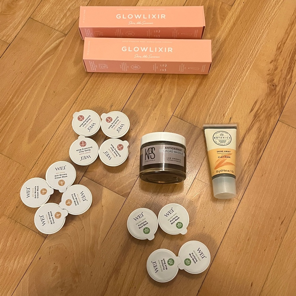 Face mask bundle NWT